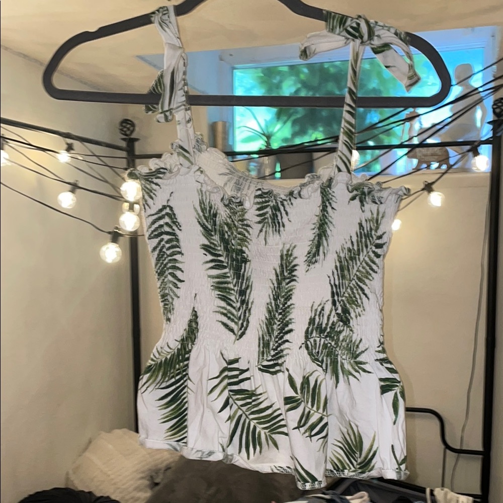 H&M White and Green Smocked Tie Front Tank Top
